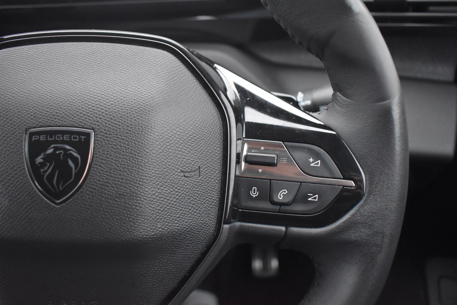Used Peugeot 308 2022 for sale - 77131448: Photo 27