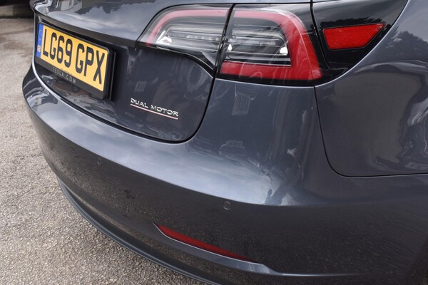 Used Tesla Model 3 2019 for sale - 71076906: Photo 17