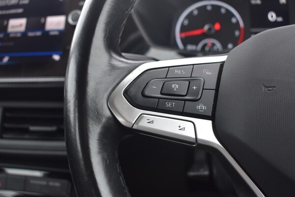 Used Volkswagen T-Cross 2022 for sale - 75635469: Photo 24
