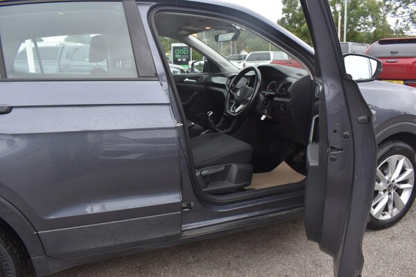 Used Volkswagen T-Cross 2022 for sale - 75635469: Photo 5