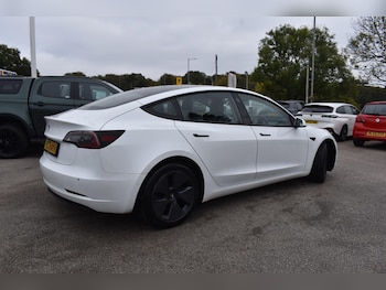 Used Tesla Model 3 2021 for sale - 76238630: Photo