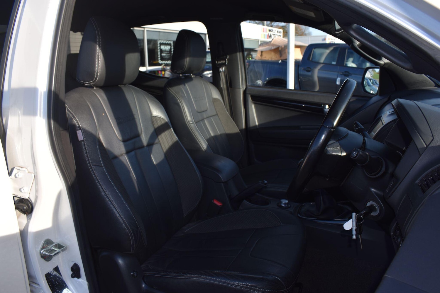 Used Isuzu D-Max 2016 for sale - 76935862: Photo 11