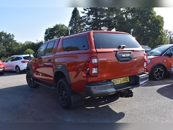 Used Toyota Hilux 2023 for sale - 79613187: Photo