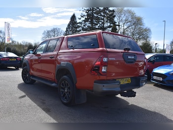 Used Toyota Hilux 2023 for sale - 78100865: Photo
