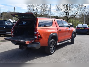 Used Toyota Hilux 2023 for sale - 78100865: Photo