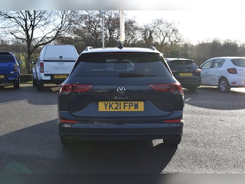 Used Volkswagen Golf 2021 for sale - 76832519: Photo