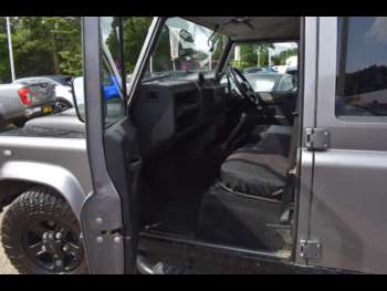 Used Land Rover Defender 110 2007 for sale - 74957521: Photo