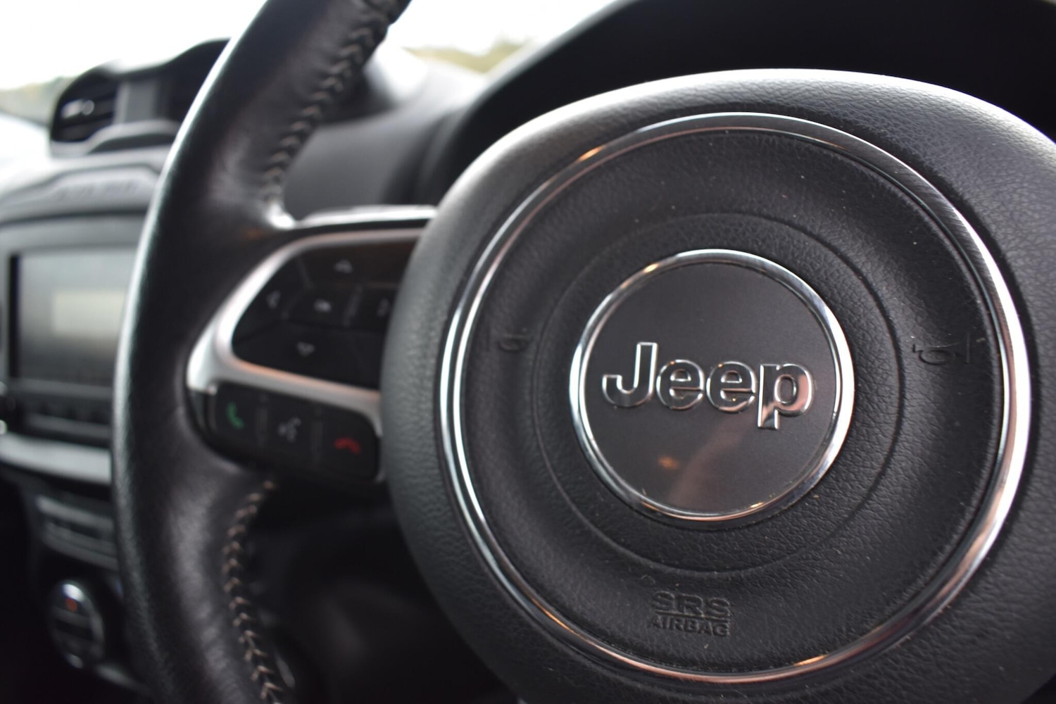 Used Jeep Renegade 2015 for sale - 76484982: Photo 30