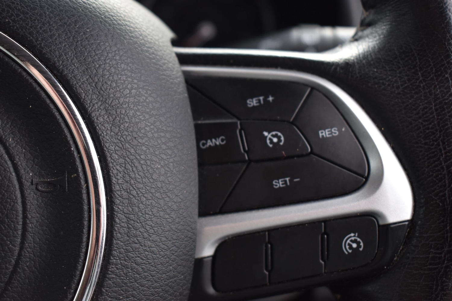 Used Jeep Renegade 2015 for sale - 76484982: Photo 9