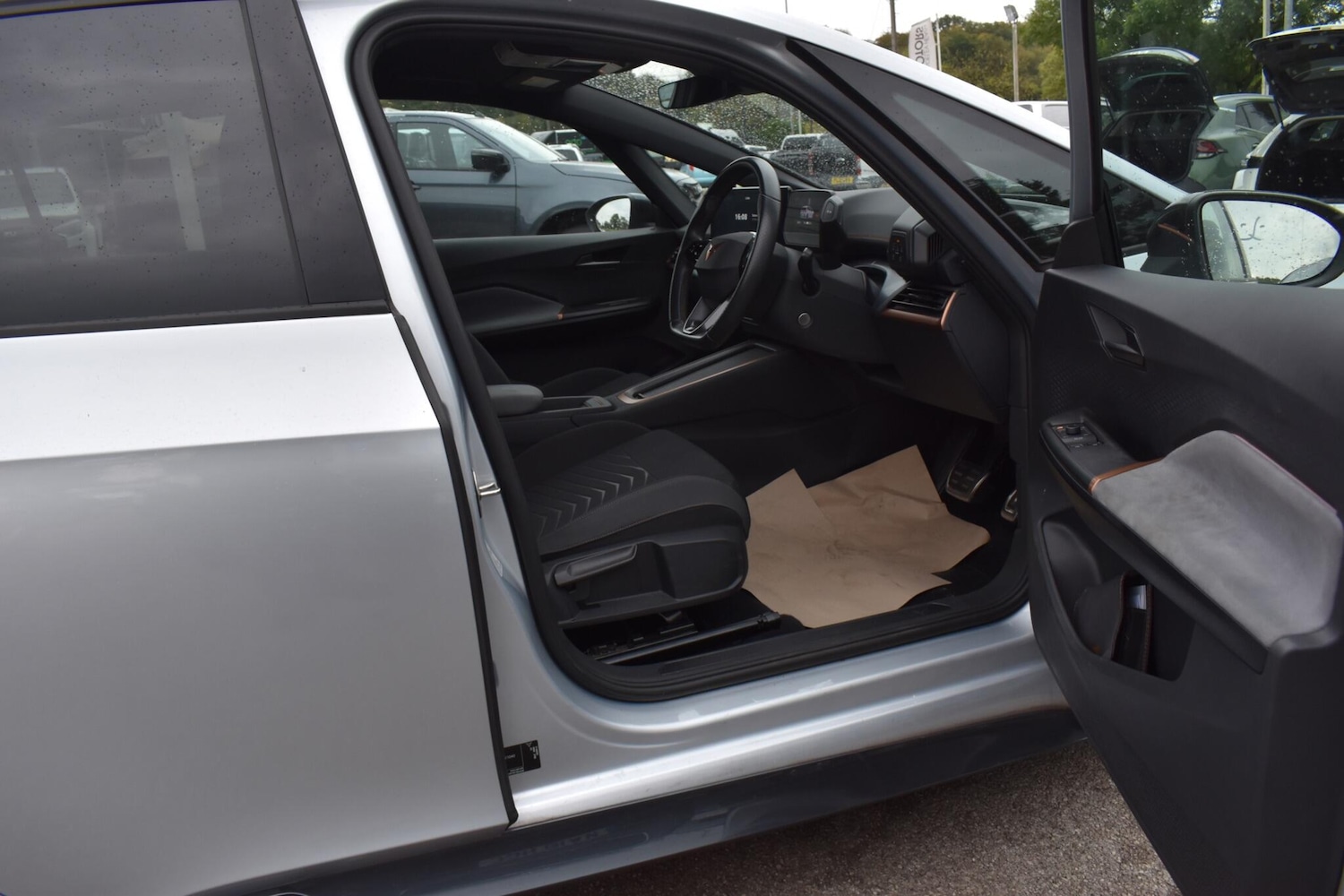 Used Cupra Born 2022 for sale - 76041990: Photo 6