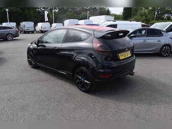 Used Ford Fiesta 2016 for sale - 79192150: Photo