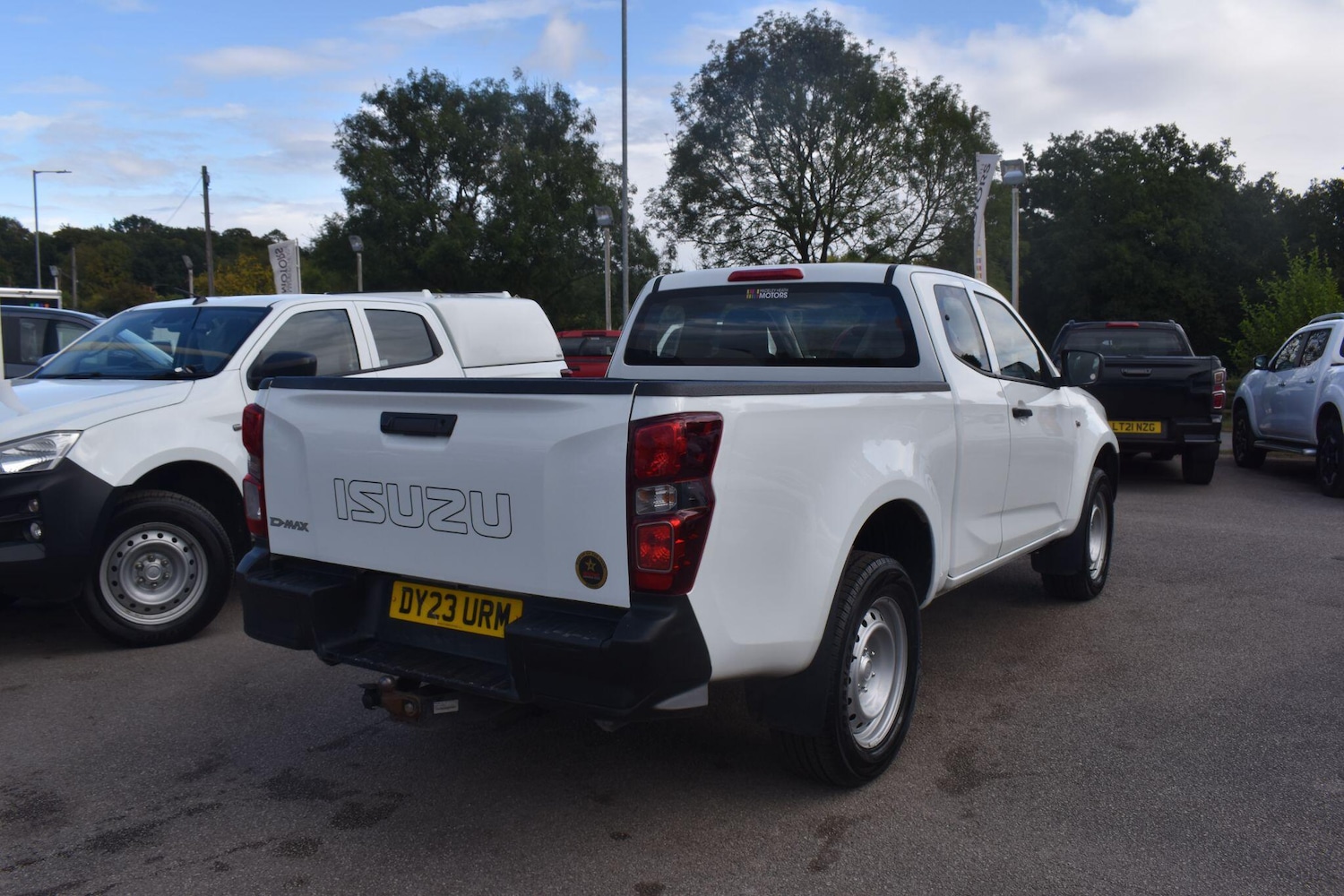 Used Isuzu D-Max 2023 for sale - 76993713: Photo 10