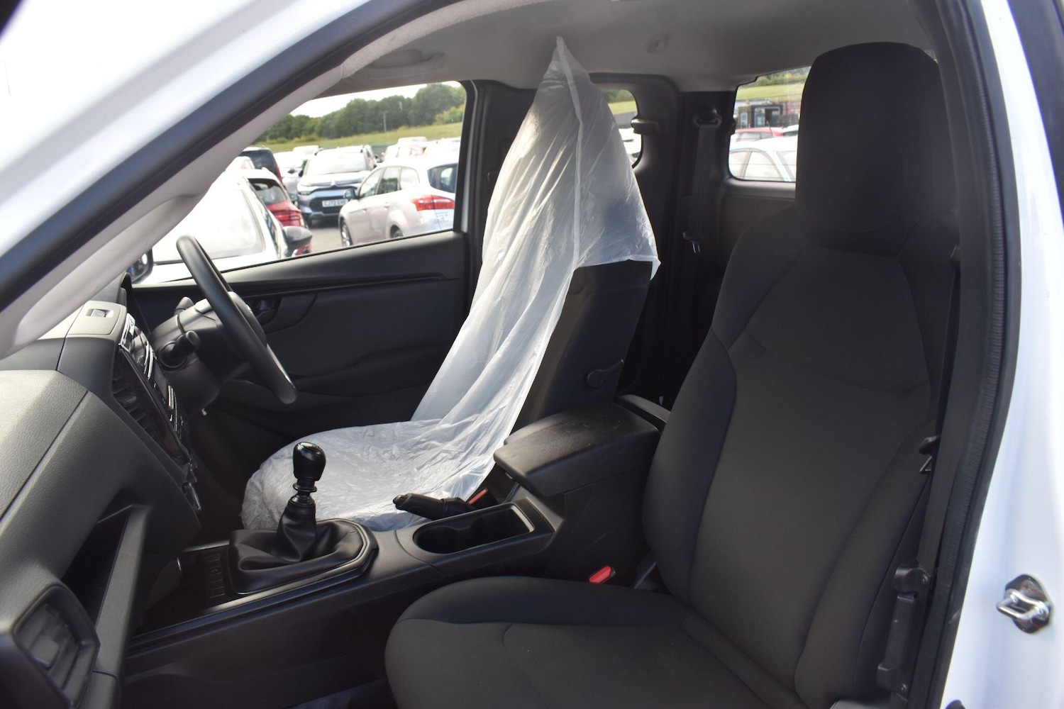 Used Isuzu D-Max 2023 for sale - 76993713: Photo 12