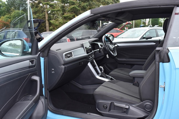 Used Volkswagen T-Roc 2022 for sale - 76084640: Photo 6