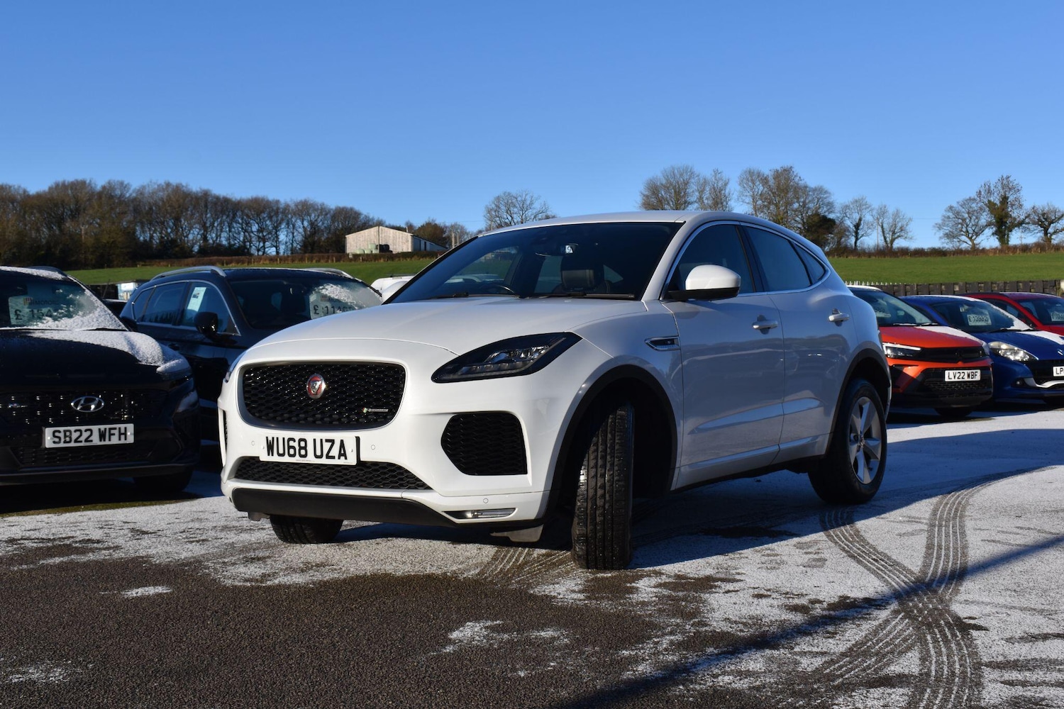 Used Jaguar E-Pace 2018 for sale - 77091907: Photo 2