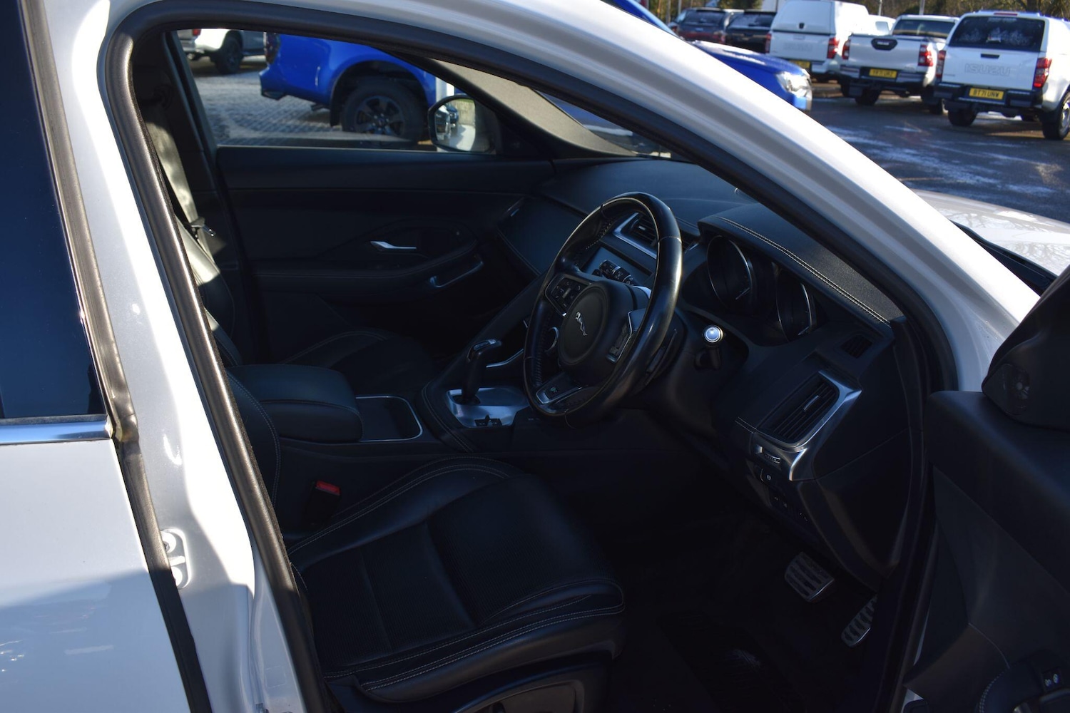 Used Jaguar E-Pace 2018 for sale - 77091907: Photo 9