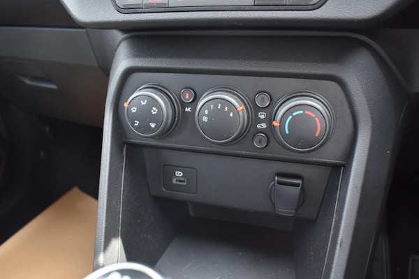 Used Dacia Sandero Stepway 2022 for sale - 69043767: Photo 24