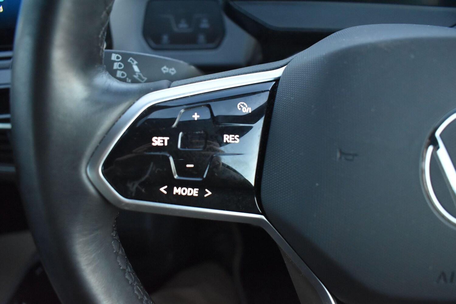 Used Volkswagen ID.3 2022 for sale - 77203618: Photo 8