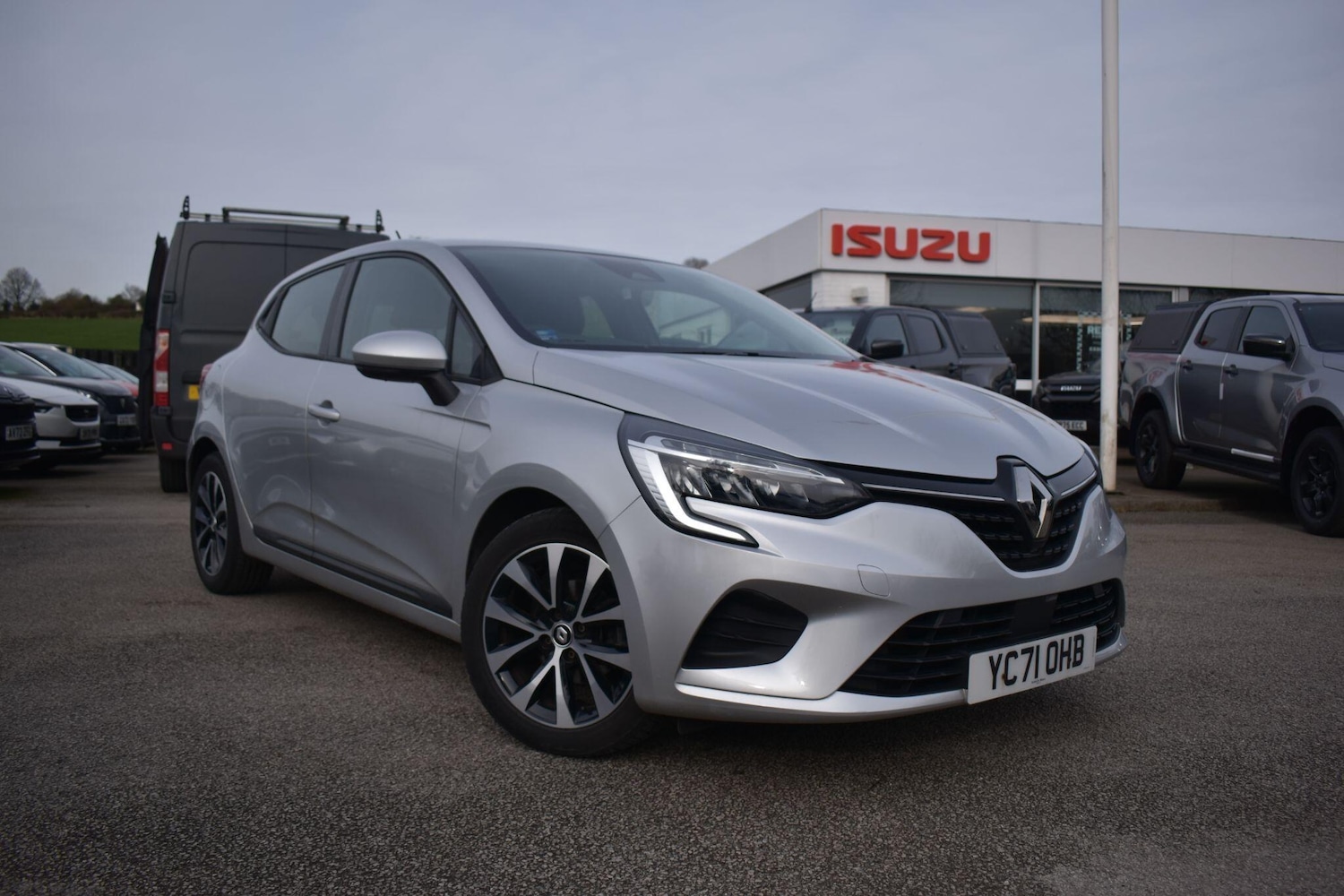Used Renault Clio 2021 for sale - 77538648: Photo 1