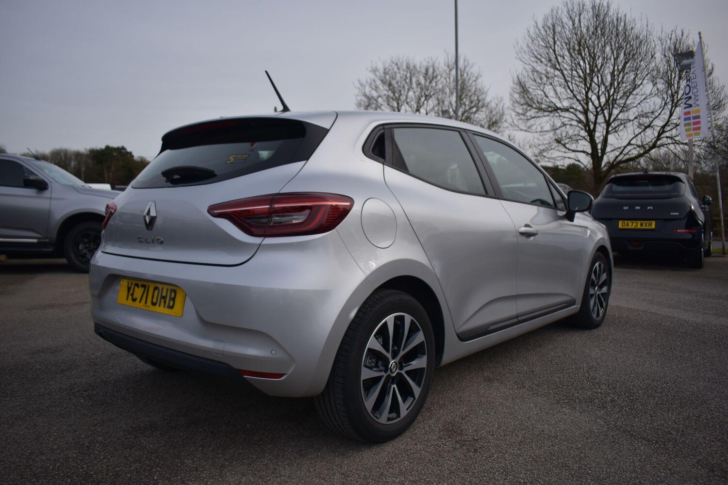 Used Renault Clio 2021 for sale - 77538648: Photo 11