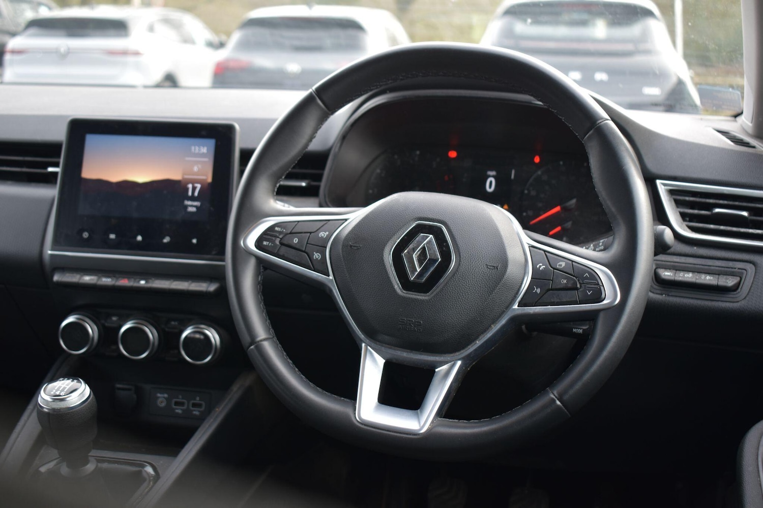 Used Renault Clio 2021 for sale - 77538648: Photo 4