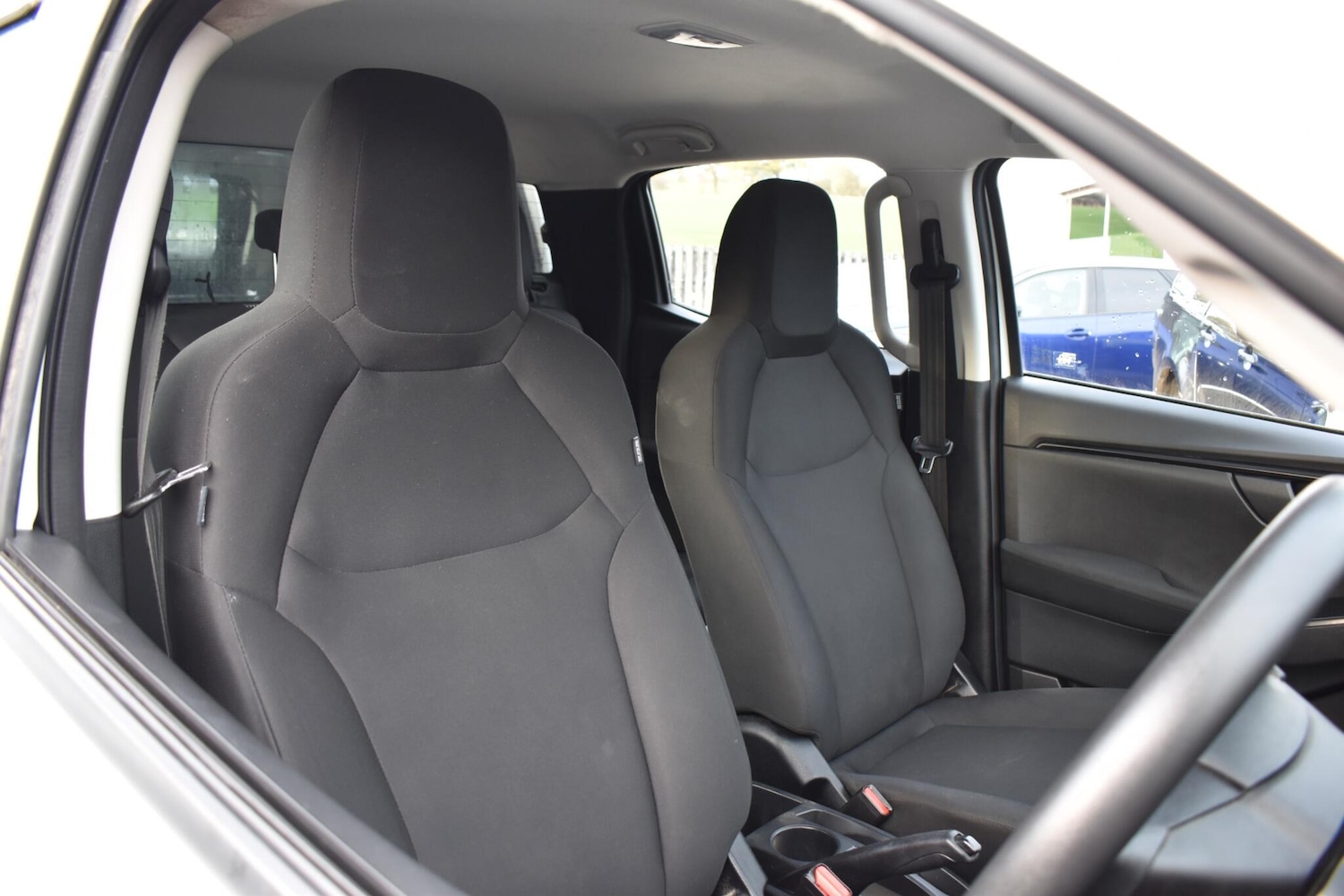 Used Isuzu D-Max 2021 for sale - 76484713: Photo 12