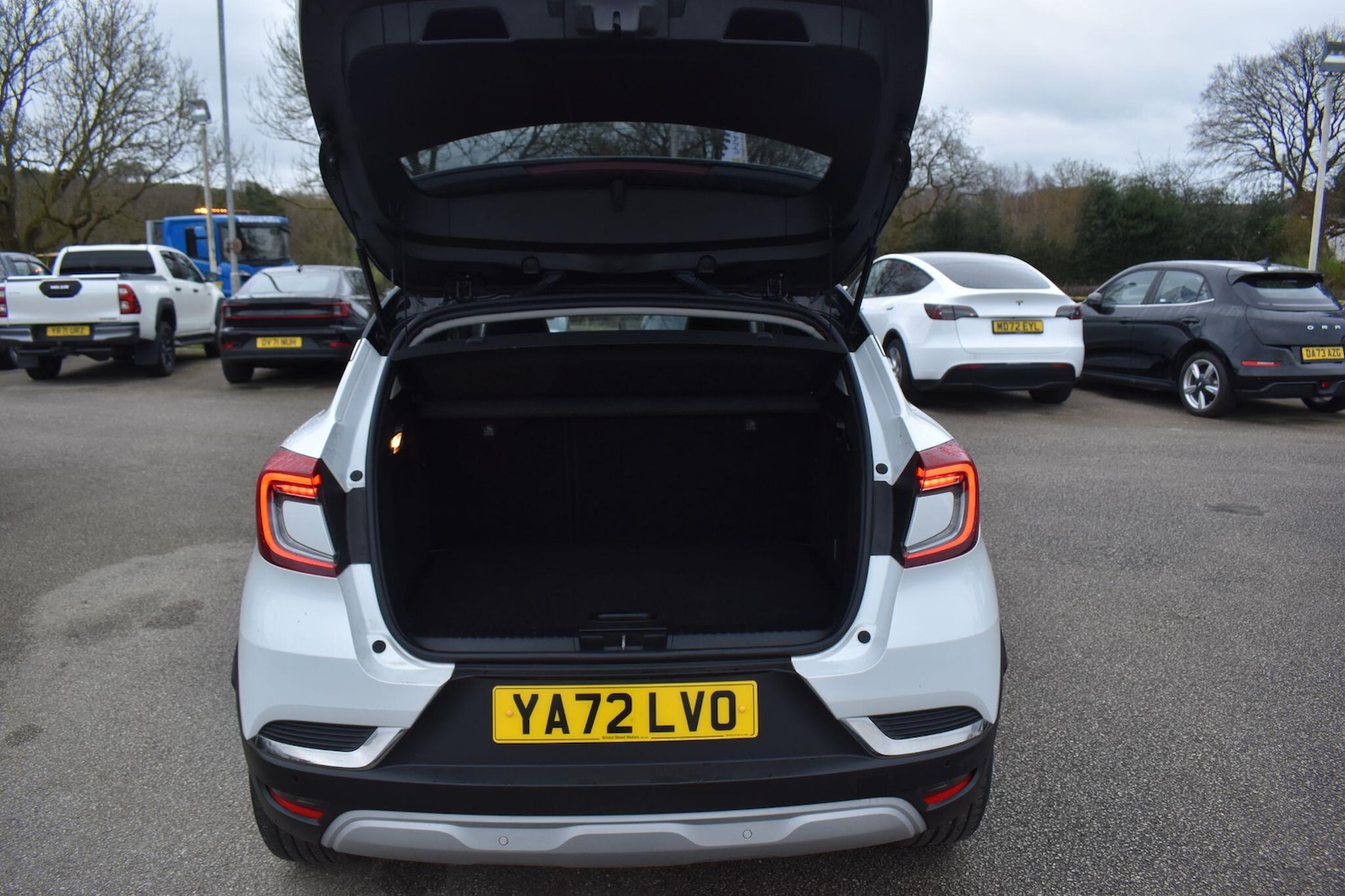 Used Renault Captur 2023 for sale - 77658279: Photo 6