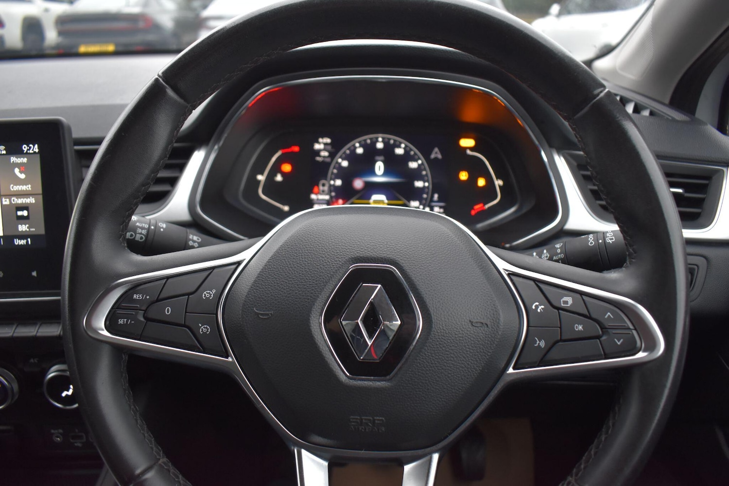 Used Renault Captur 2023 for sale - 77658279: Photo 9