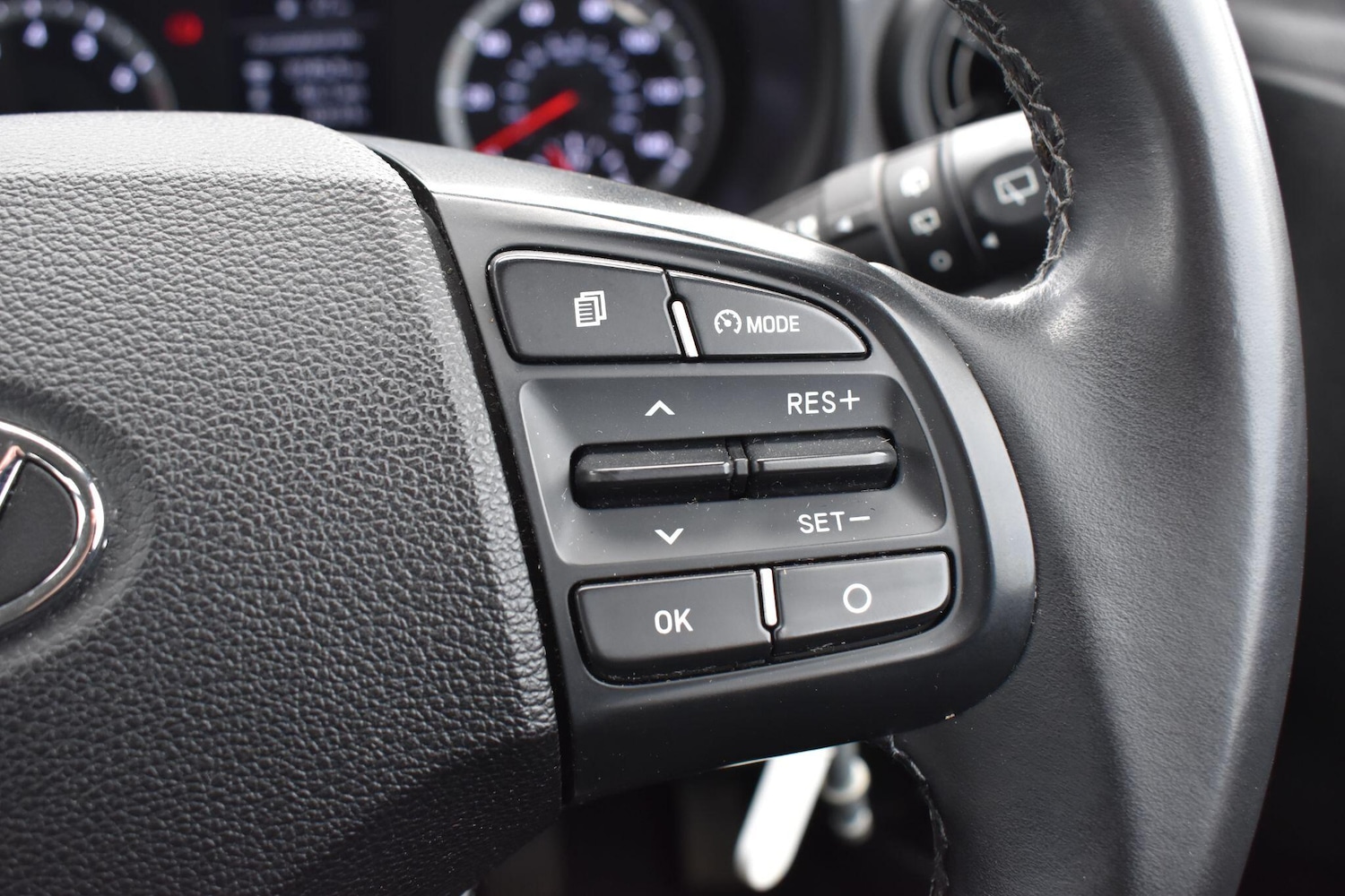 Used Hyundai i10 2023 for sale - 77612163: Photo 11