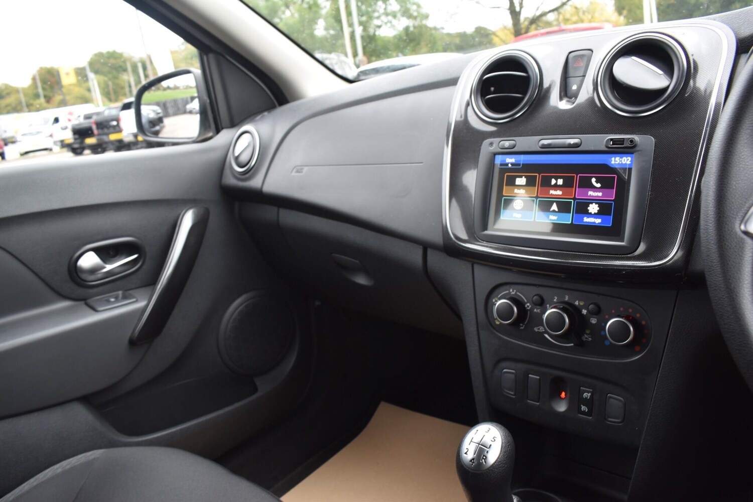 Used Dacia Sandero 2020 for sale - 76152732: Photo 18