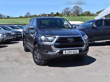Used Toyota Hilux 2024 for sale - 78335204: Photo