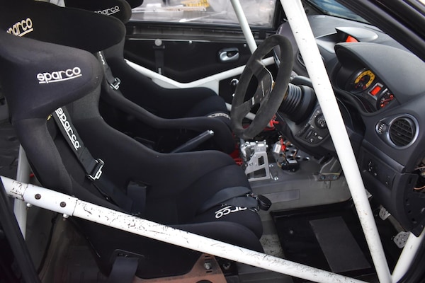 Used Renault Clio 2010 for sale - 73450699: Photo 2