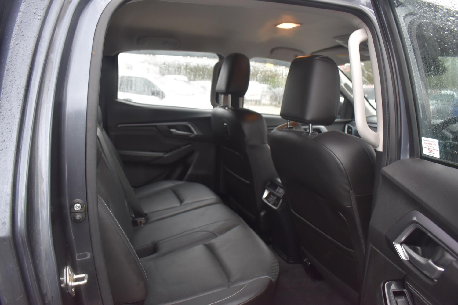 Used Isuzu D-Max 2022 for sale - 77291106: Photo 5