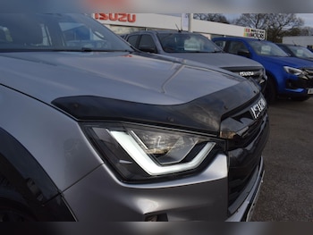 Used Isuzu D-Max 2023 for sale - 77067092: Photo