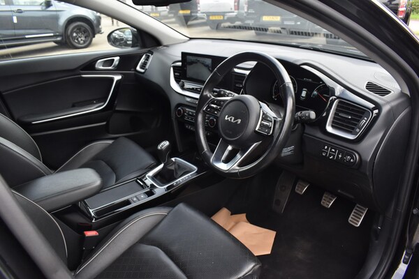 Used Kia XCeed 2022 for sale - 74653803: Photo 36
