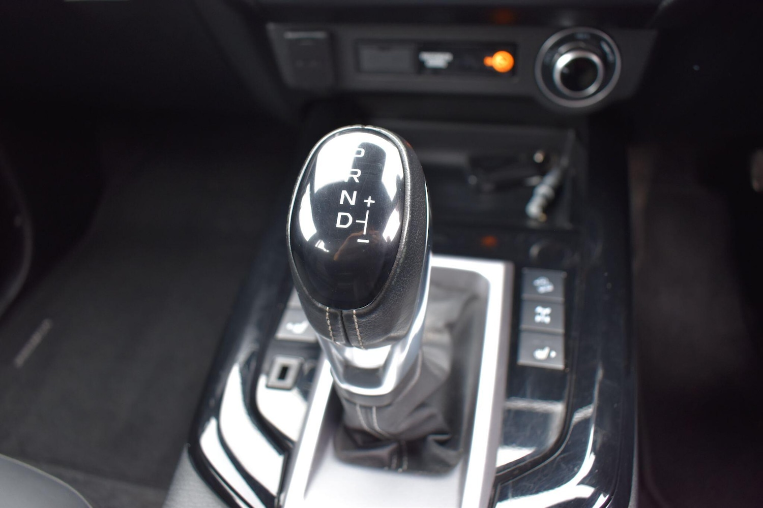 Used Isuzu D-Max 2023 for sale - 76398571: Photo 10