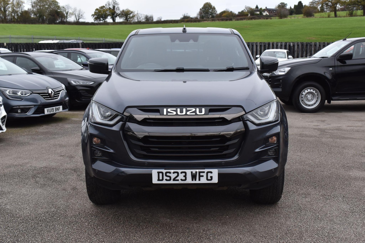 Used Isuzu D-Max 2023 for sale - 76398571: Photo 22