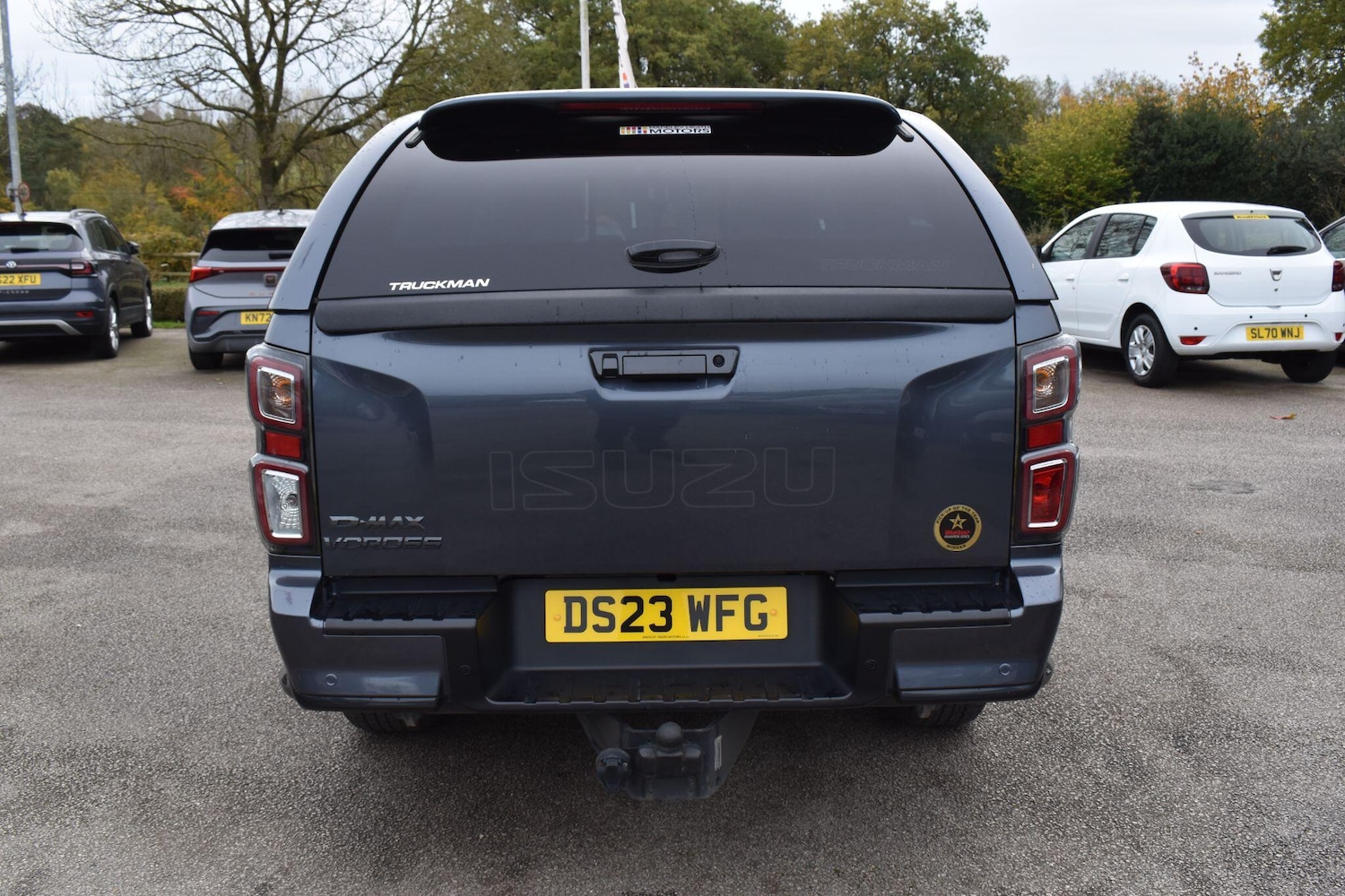 Used Isuzu D-Max 2023 for sale - 76398571: Photo 6