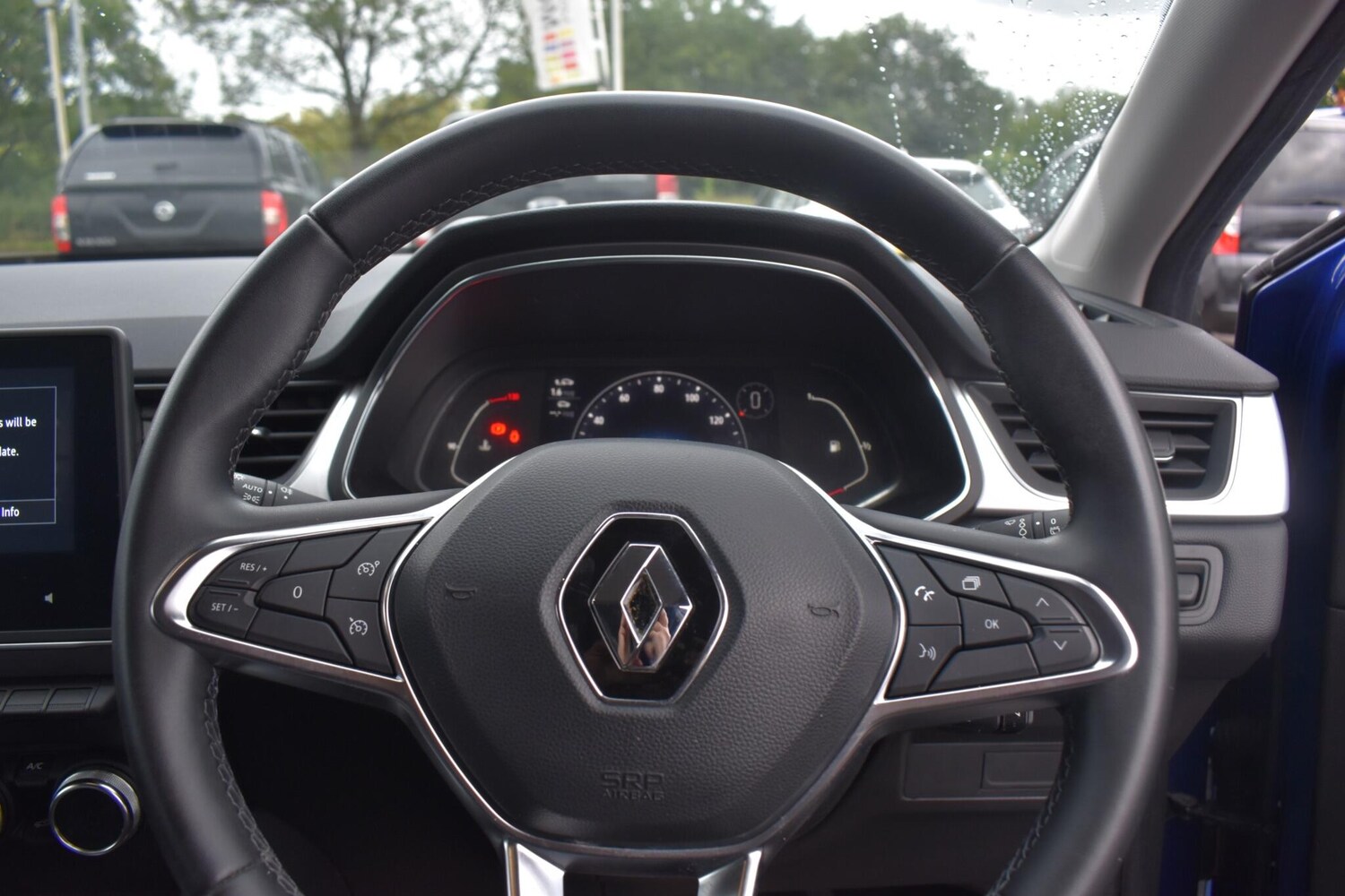 Used Renault Captur 2022 for sale - 75977396: Photo 19