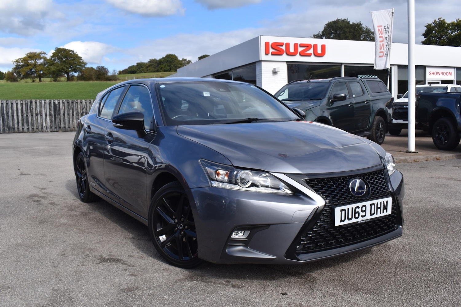 Used Lexus CT 2019 for sale - 76043205: Photo 1