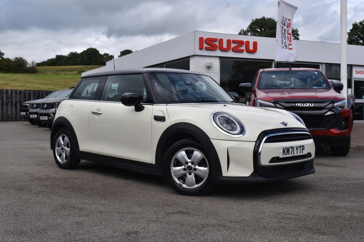 Mini Hatchback