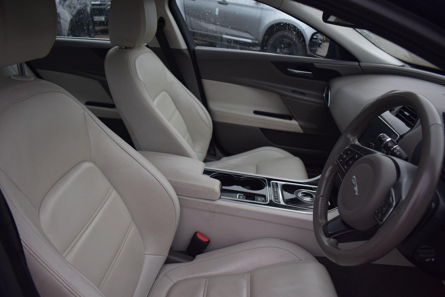 Used Jaguar XE for sale - 77908696: Photo 10