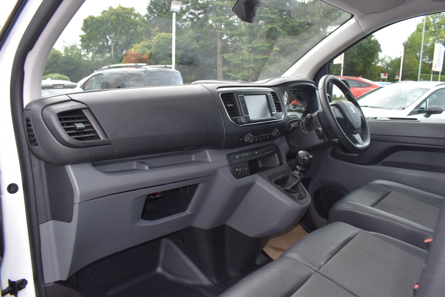 Used Peugeot Expert 2022 for sale - 76989891: Photo 10