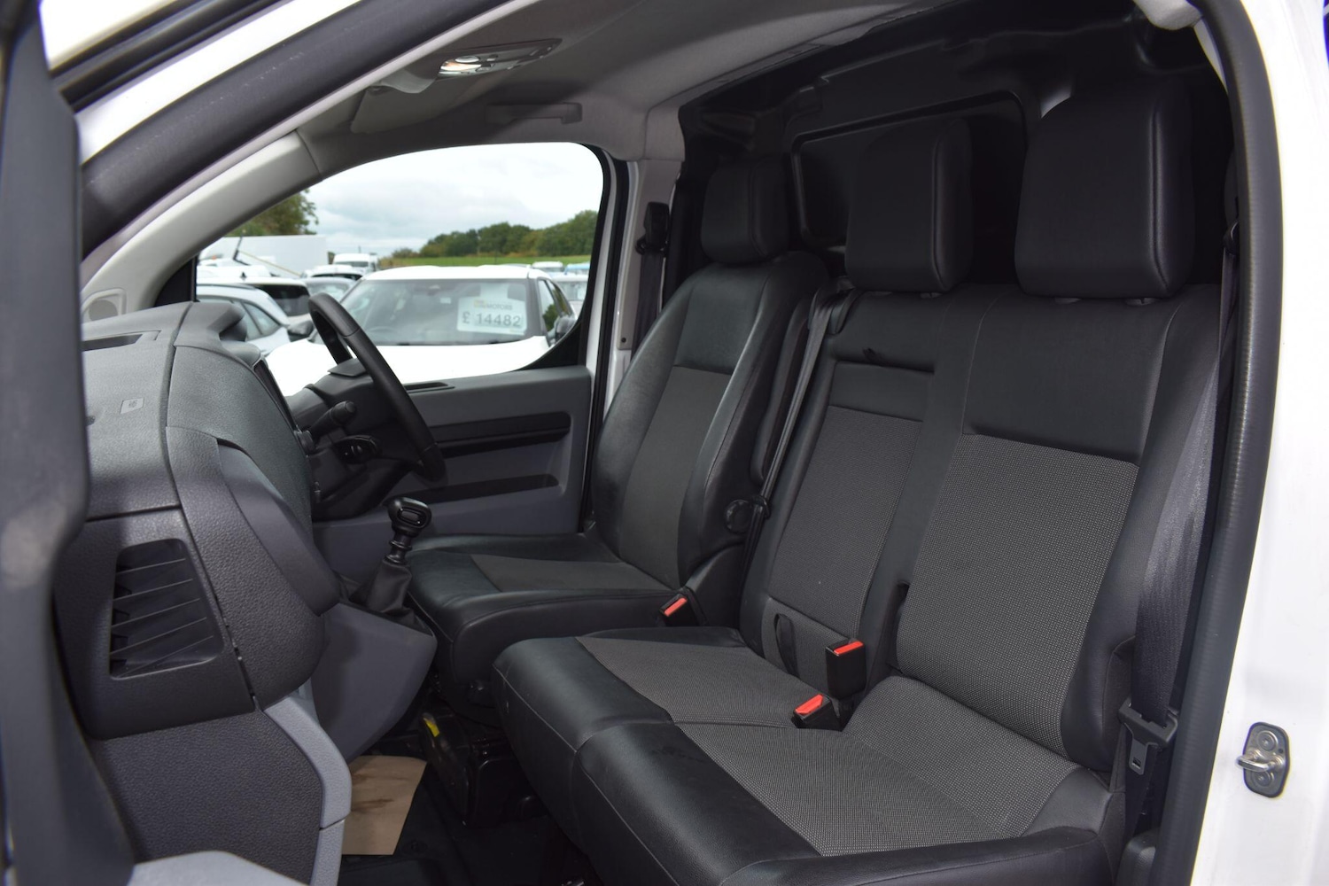 Used Peugeot Expert 2022 for sale - 76989891: Photo 11