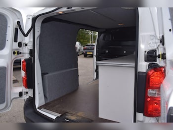 Used Peugeot Expert 2022 for sale - 76989891: Photo