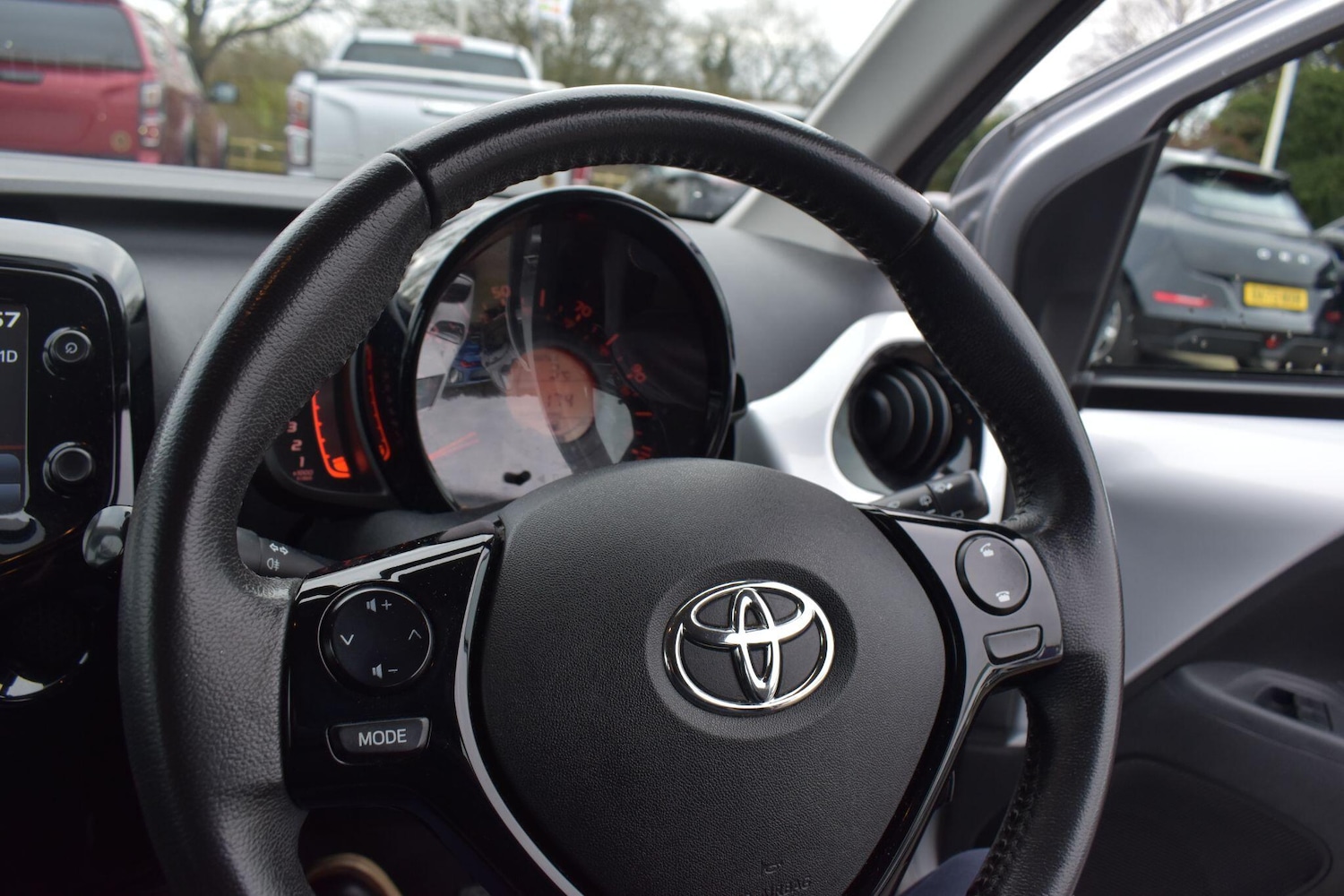 Used Toyota AYGO 2015 for sale - 77074504: Photo 22