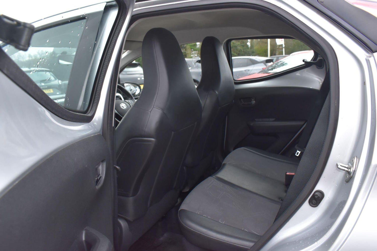 Used Toyota AYGO 2015 for sale - 77074504: Photo 5