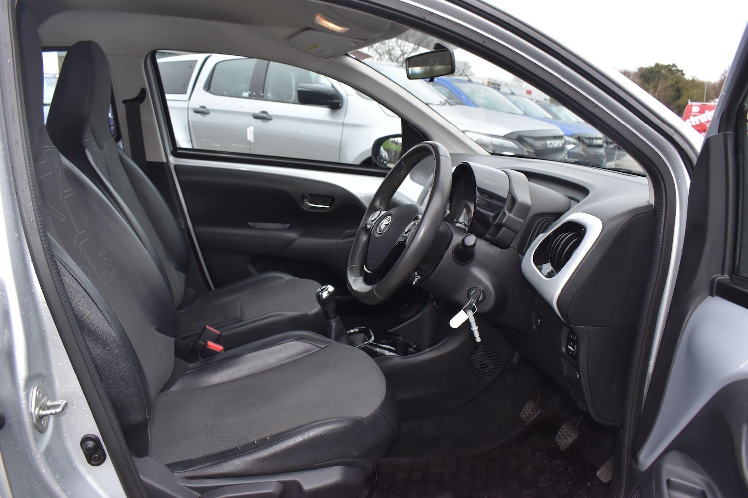 Used Toyota AYGO 2015 for sale - 77074504: Photo 8
