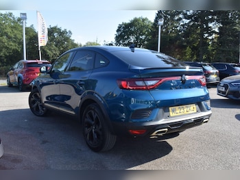 Used Renault Arkana 2023 for sale - 79496868: Photo