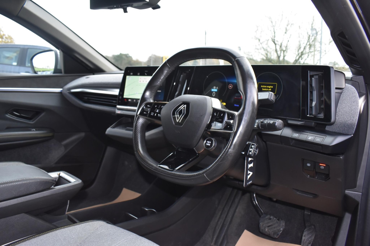 Used Renault Megane E Tech 2022 for sale - 76824260: Photo 4